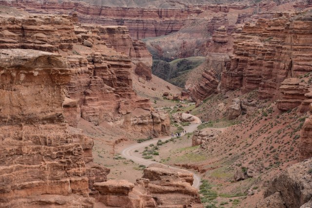 CoverMore_Lisa_Owen_Kazakhstan_Charyn Canyon Panorama